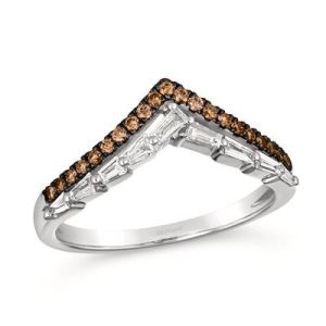 Le Vian Chocolatier® Ring featuring 1/4 cts. Vanilla Diamonds® , 1/6 cts. Chocolate Diamonds® set in 14K Vanilla Gold®