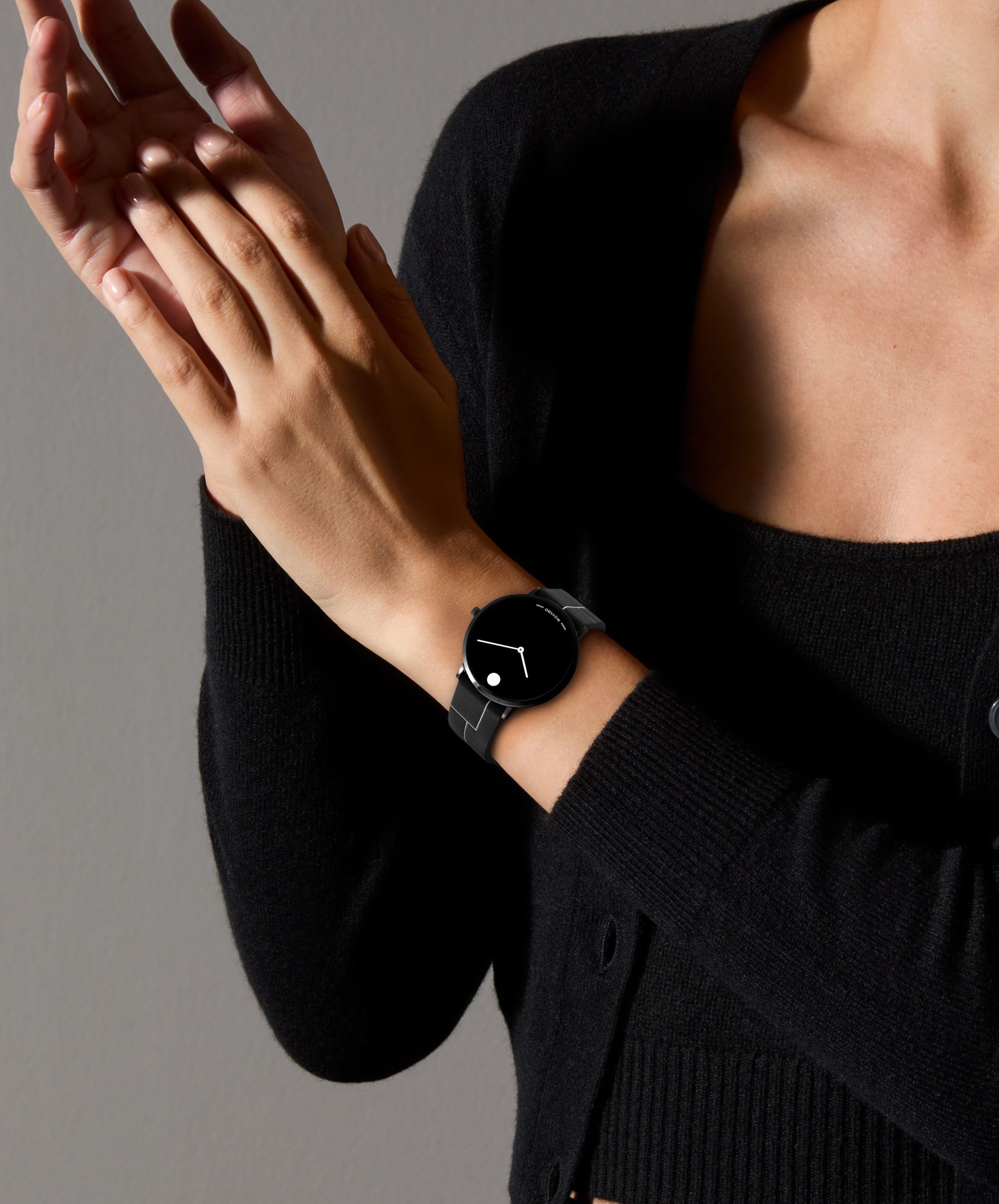 0607874_Wrist_W