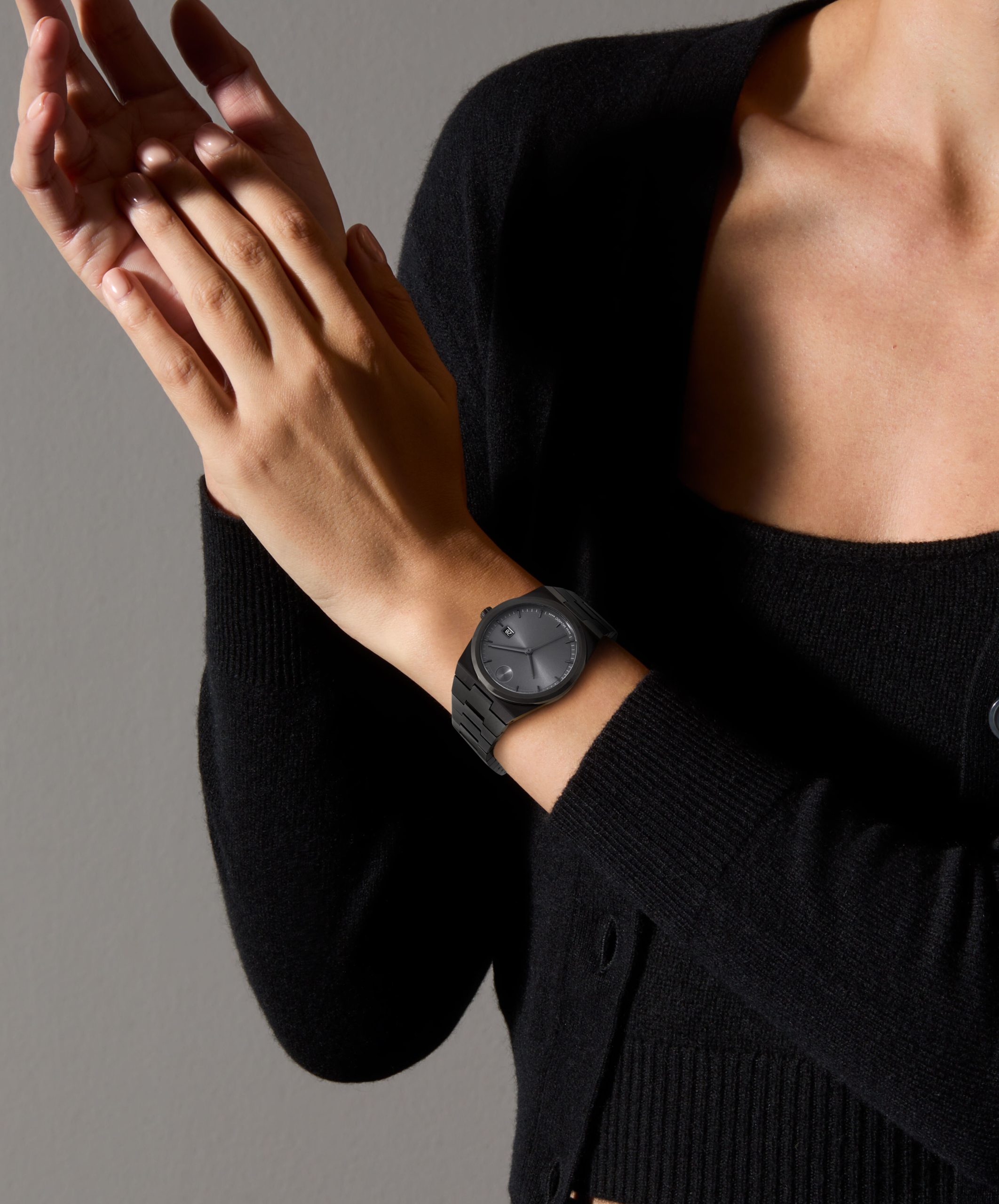 3601224_Wrist_W