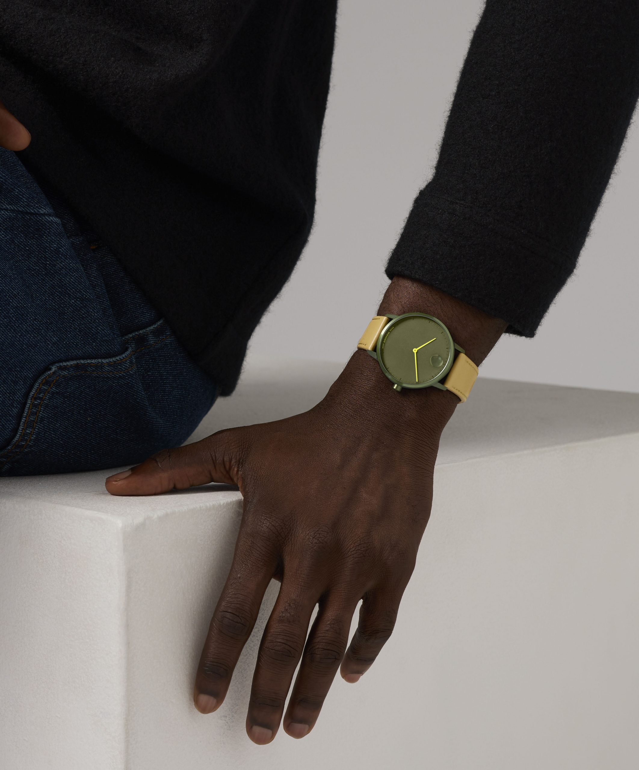 3640158_Wrist_M